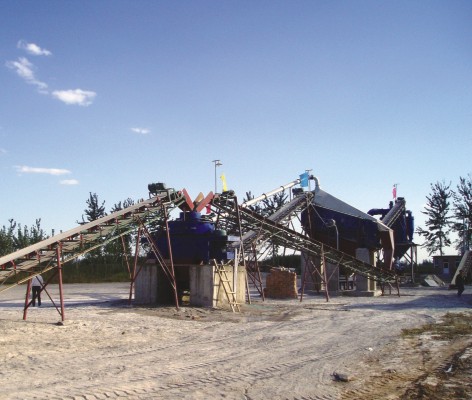 蜀河水电站砂石骨料系统中使用的水电行业最大的螺旋洗砂机